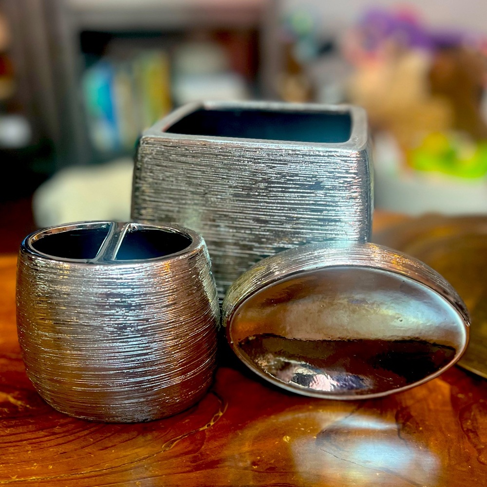 🤍 bathroom accessory set